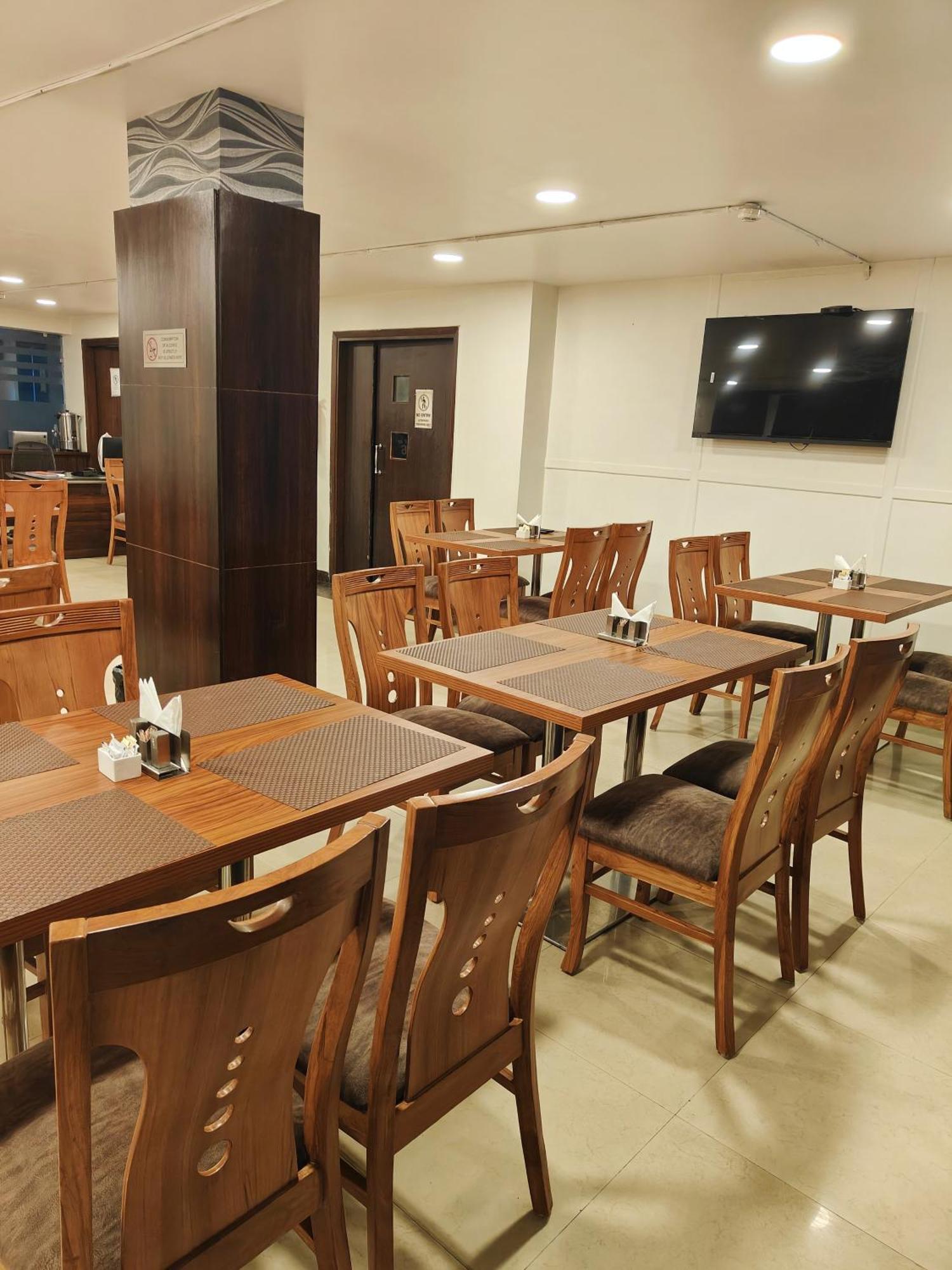 Rosemallow Hotel New Delhi Luaran gambar